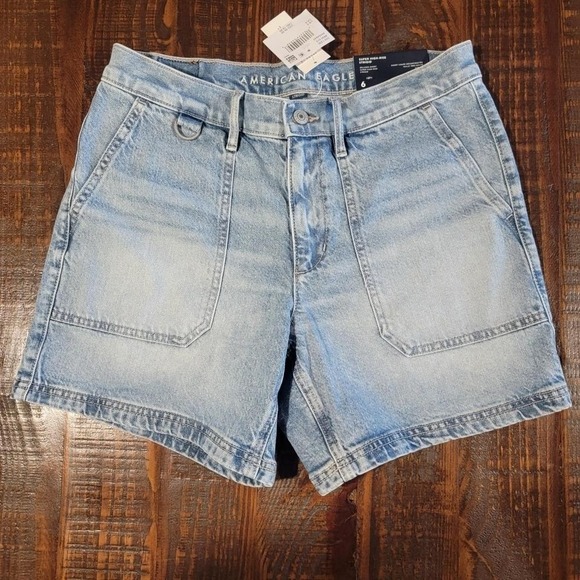 American Eagle Pants - New American Eagle relaxed strigid shorts super high rise‎ size 6/28 womens new